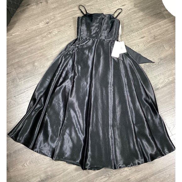 Kismissal Girls Black Satin Party Dress With Bow Back Detail Size 12 wedding NEW - Picture 3 of 9